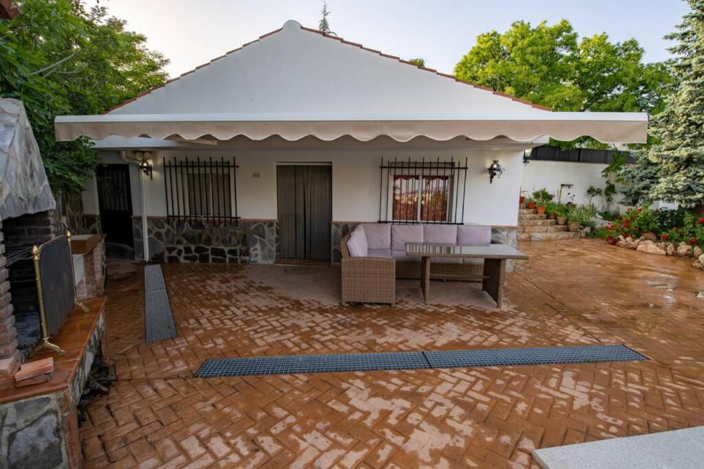 Casa Cuesta Del Alamo. Vistas Frente Puente Lata Villa Granada Kültér fotó